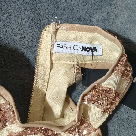 Fashion NOVA rose gold glittery Diva Vibes mini dress size Medium - Picture 9 of 12